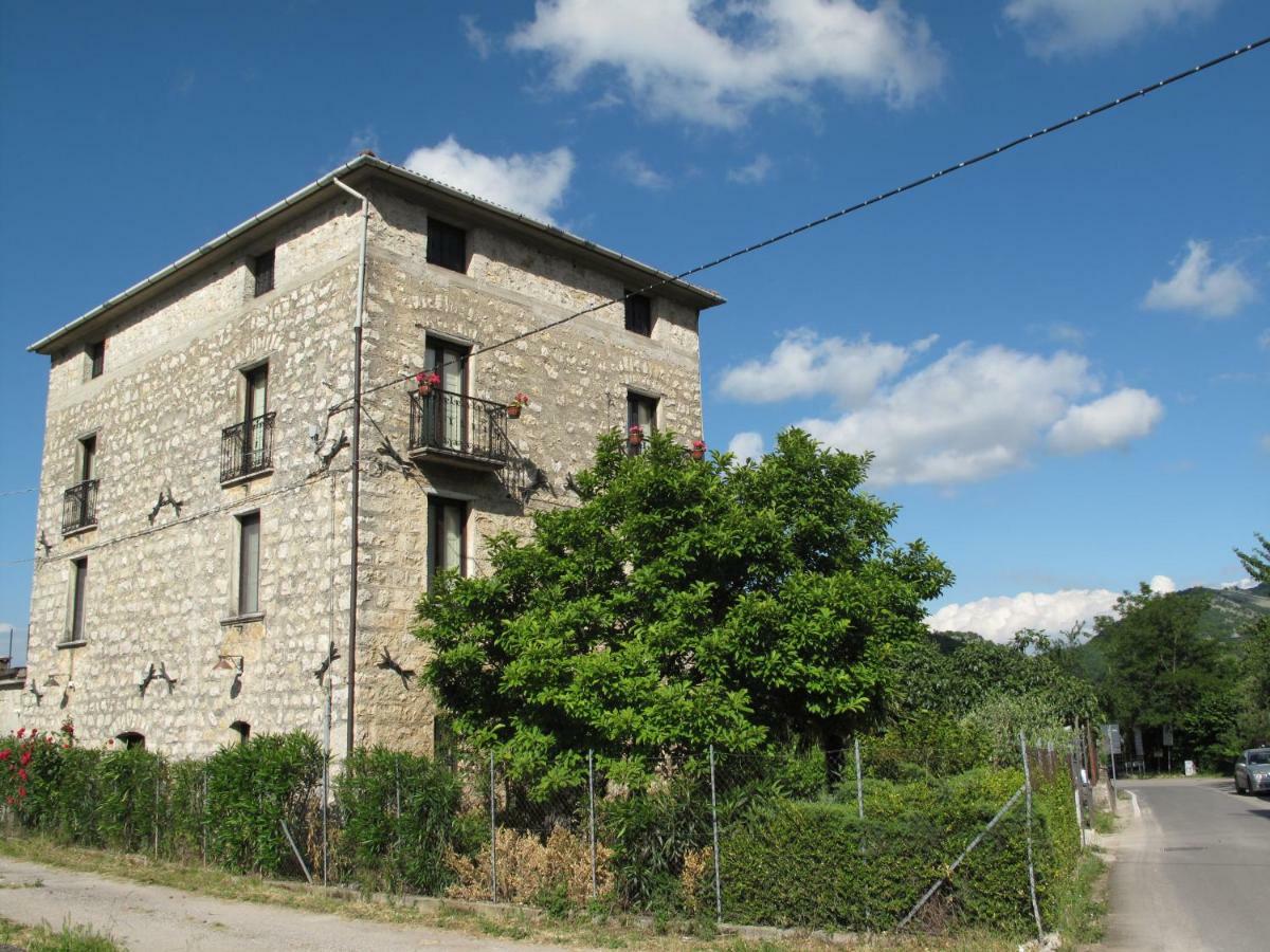 Casa Sarlo Aparthotel Petina ภายนอก รูปภาพ