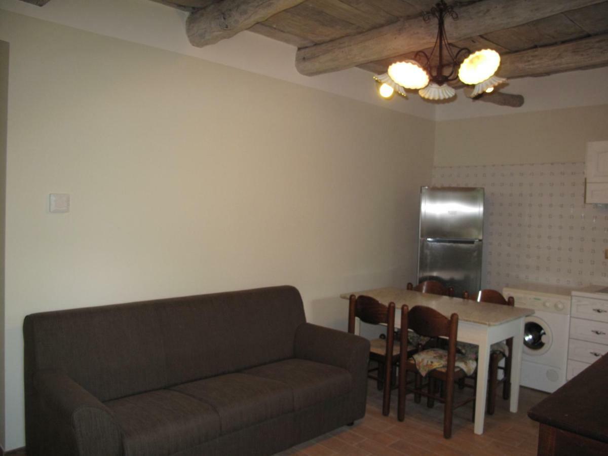 Casa Sarlo Aparthotel Petina ภายนอก รูปภาพ