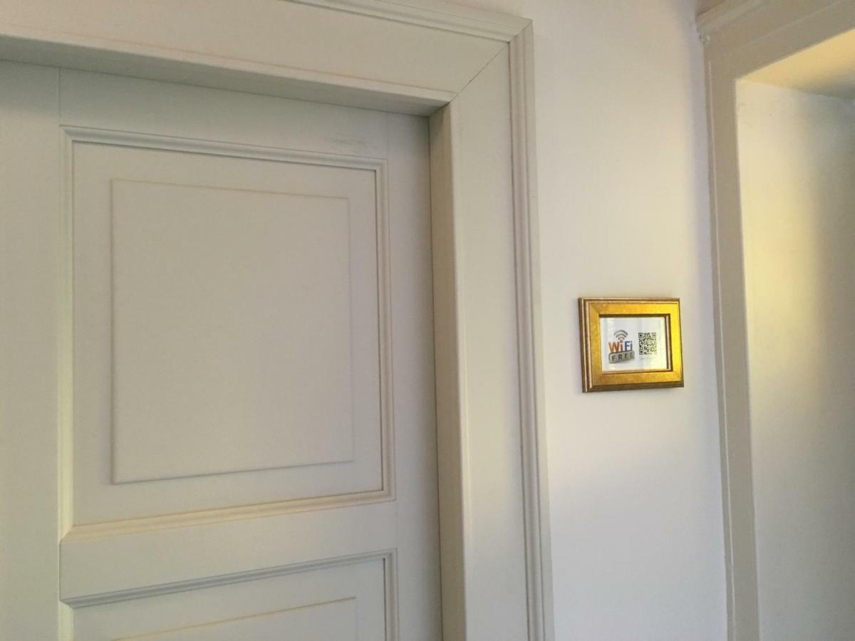 Casa Sarlo Aparthotel Petina ภายนอก รูปภาพ