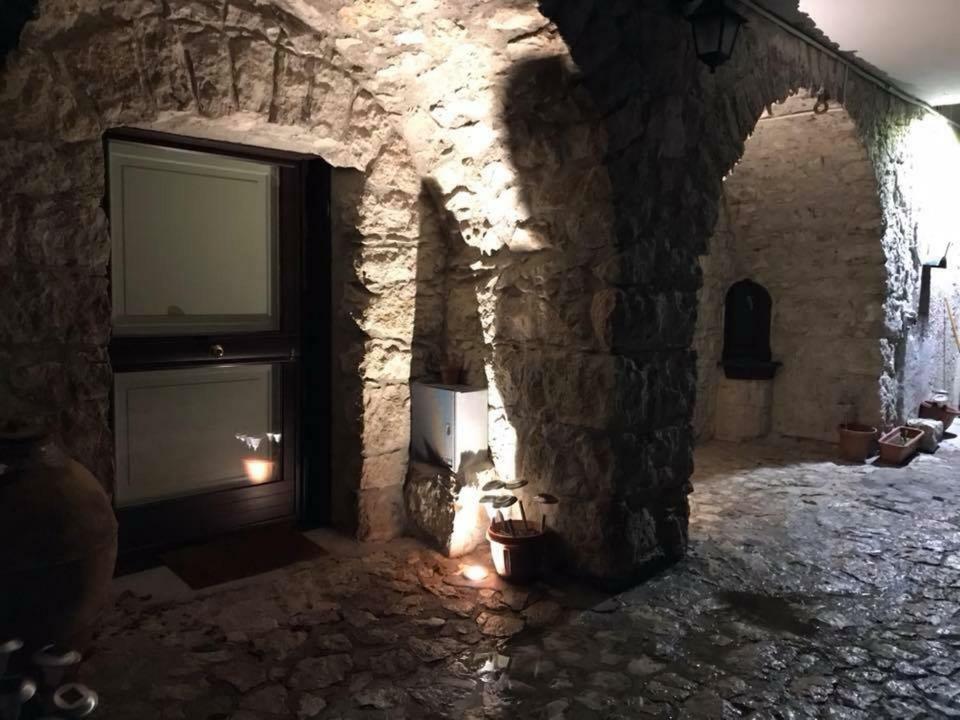 Casa Sarlo Aparthotel Petina ภายนอก รูปภาพ